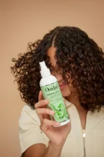 Ouidad Curl Energizing & Refreshing Spray 250ml - Image 2